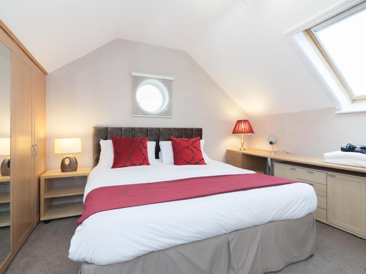 Ayuda House Hotel Altrincham Ngoại thất bức ảnh