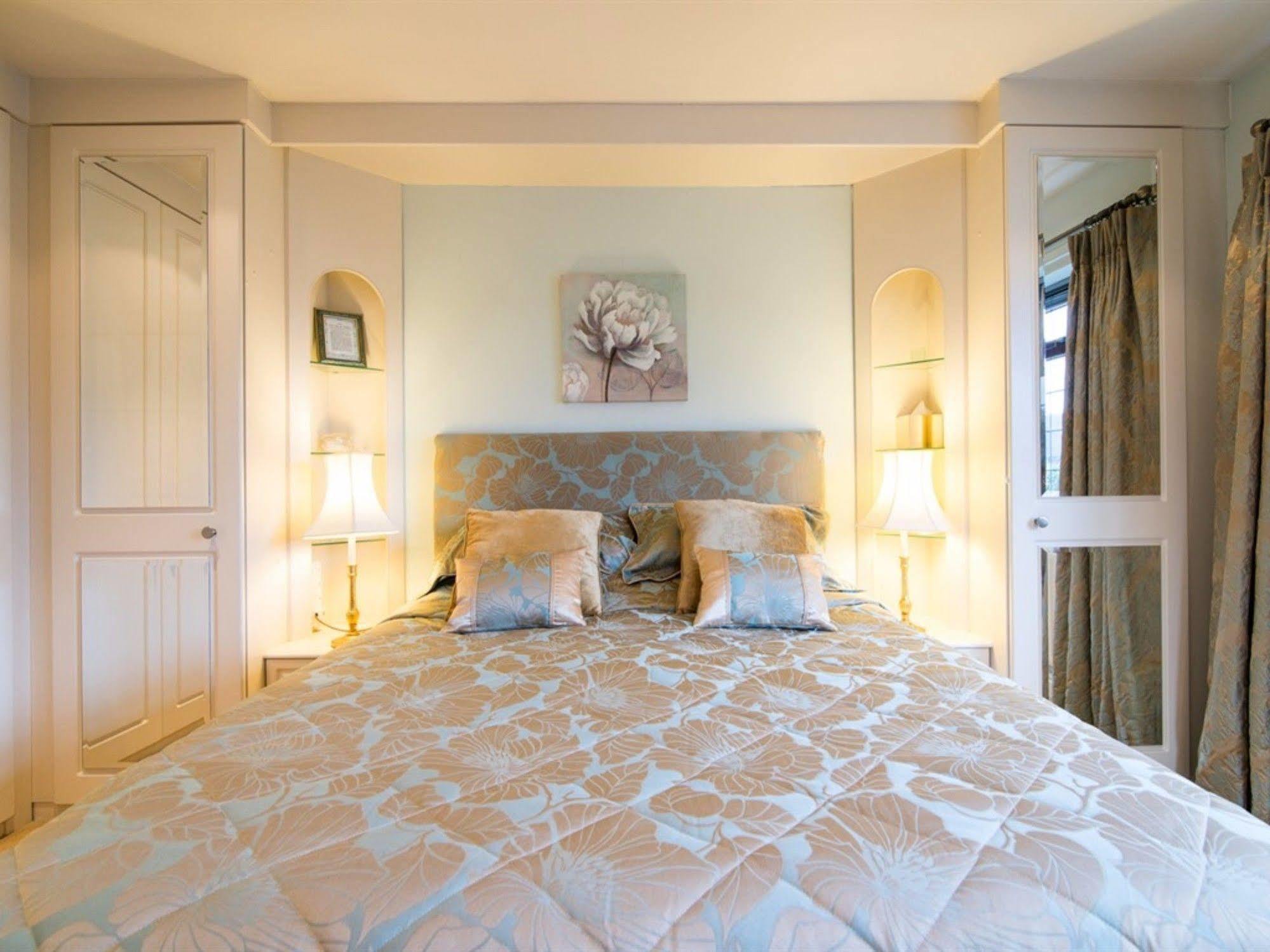 Ayuda House Hotel Altrincham Ngoại thất bức ảnh